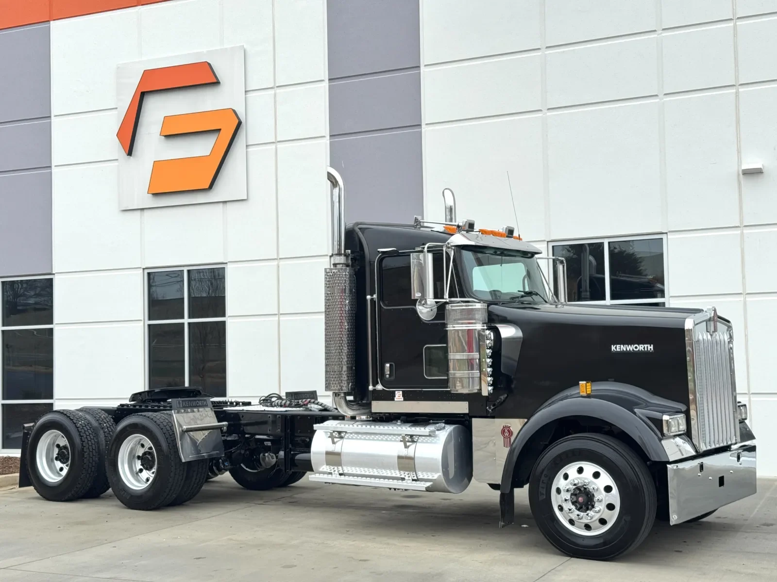 2023 Kenworth W900 in Greer, SC