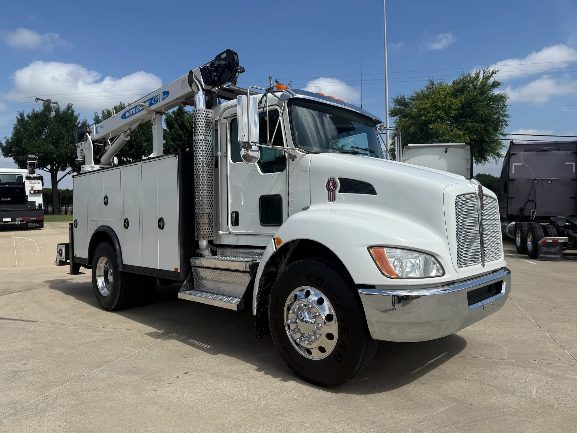 2020 Kenworth T270 in TX — photo 11