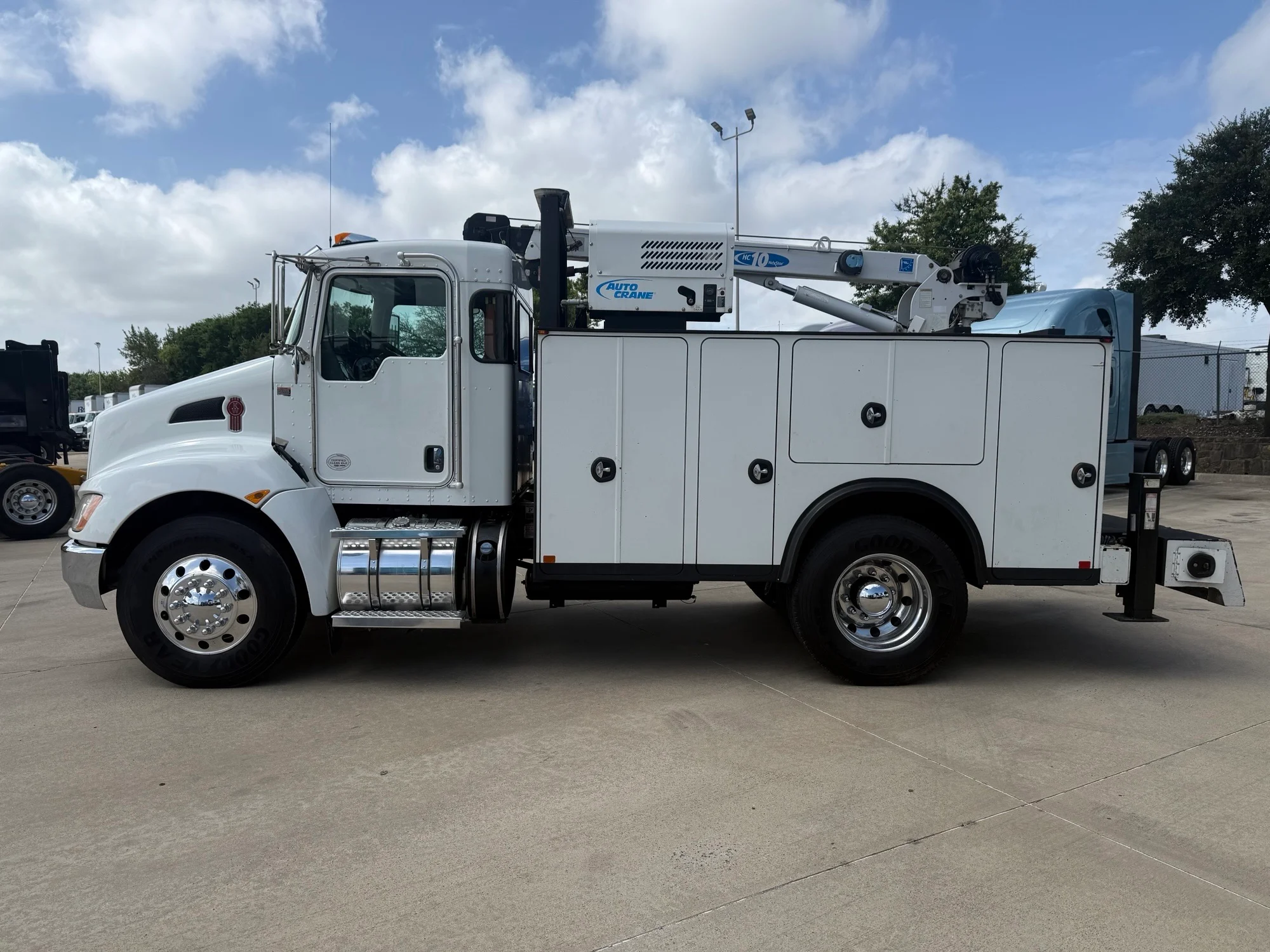 2020 Kenworth T270 in TX — photo 2