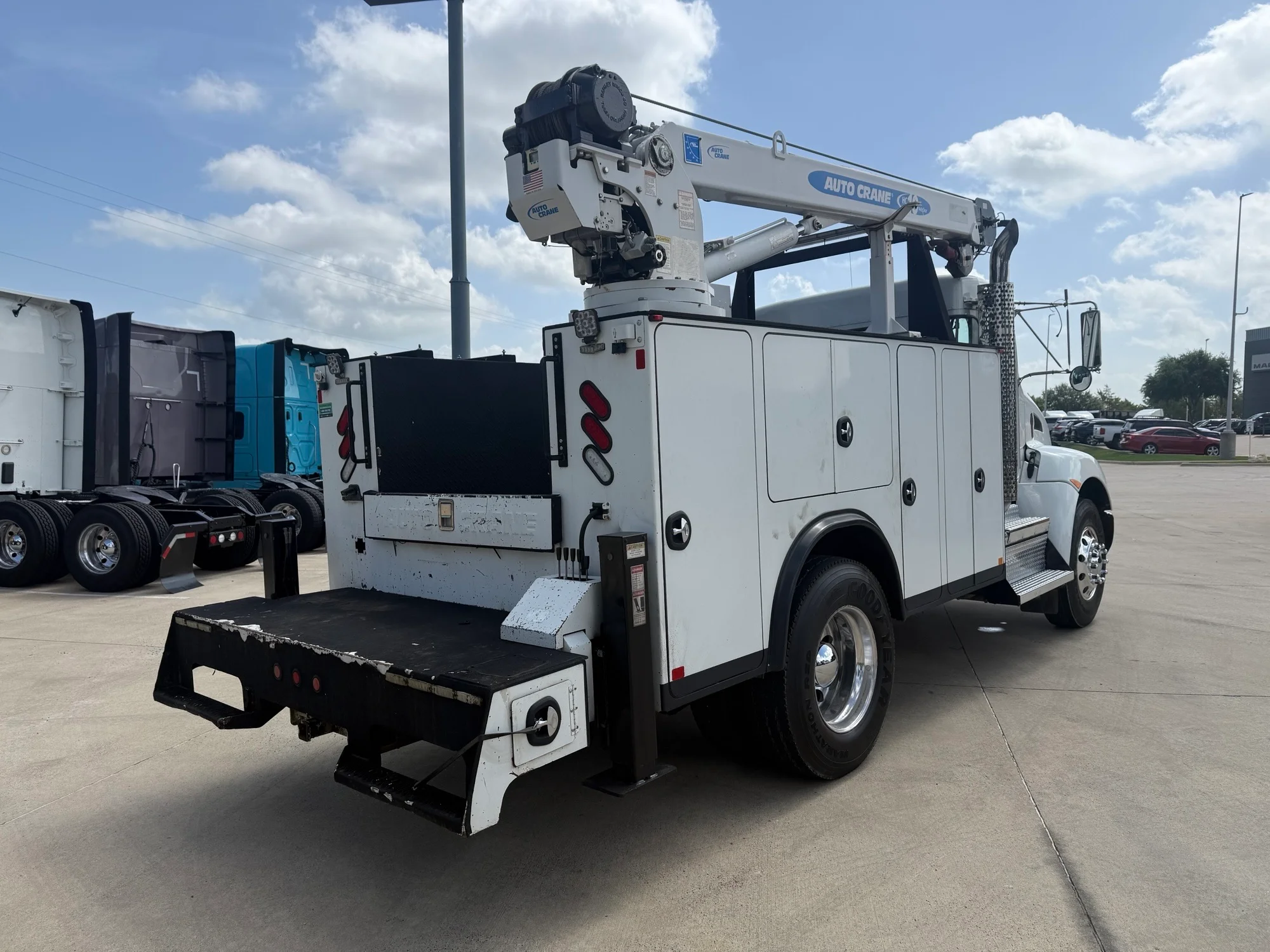 2020 Kenworth T270 in TX — photo 8