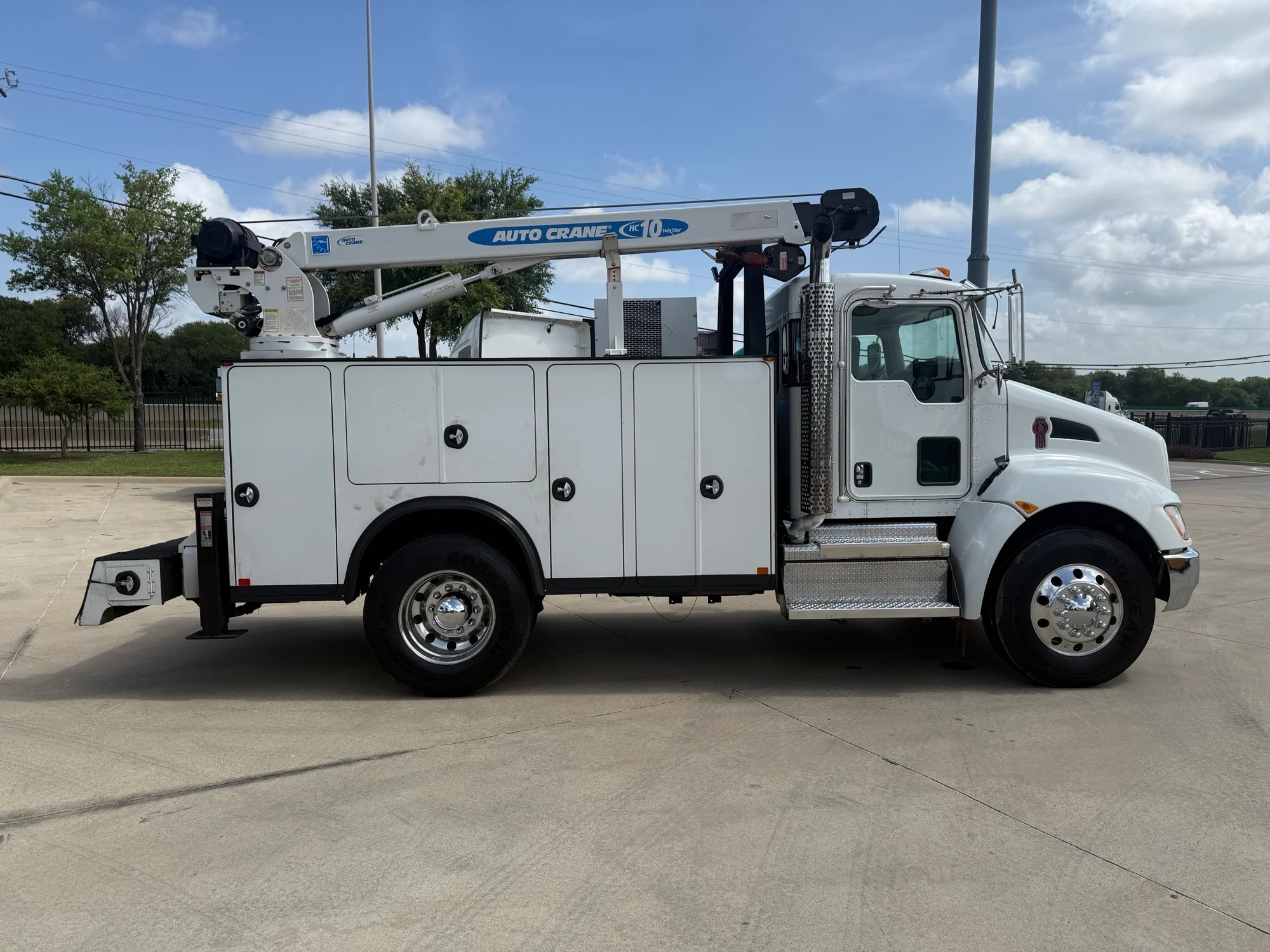 2020 Kenworth T270 in TX — photo 10