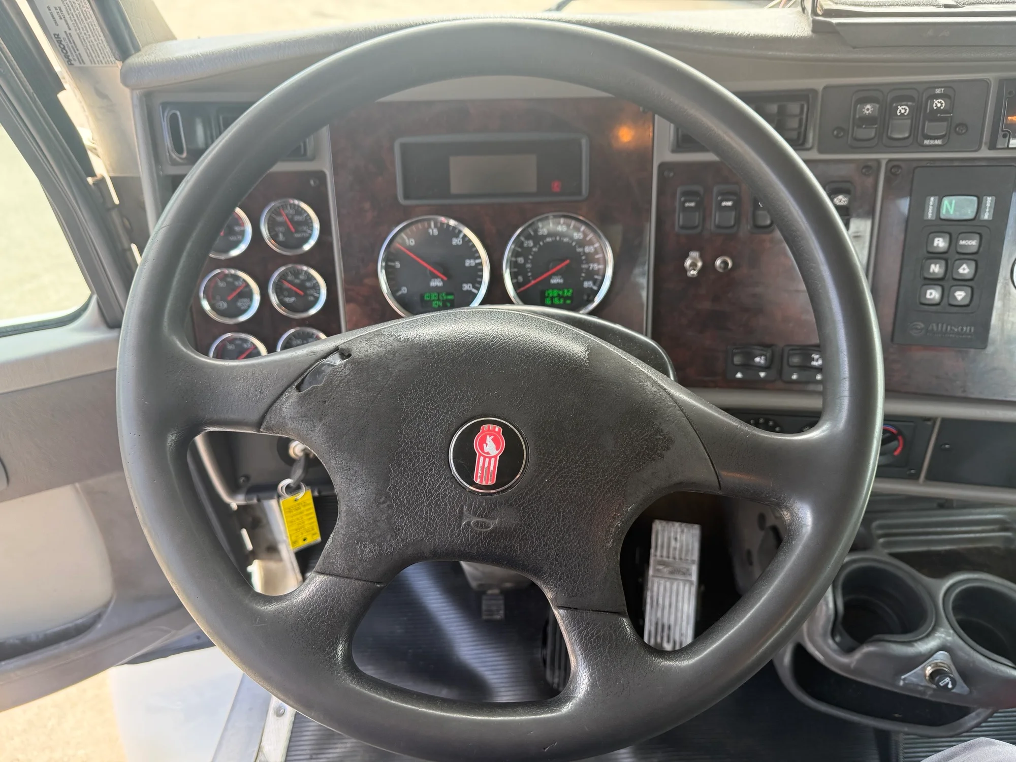 2020 Kenworth T270 in TX — photo 22