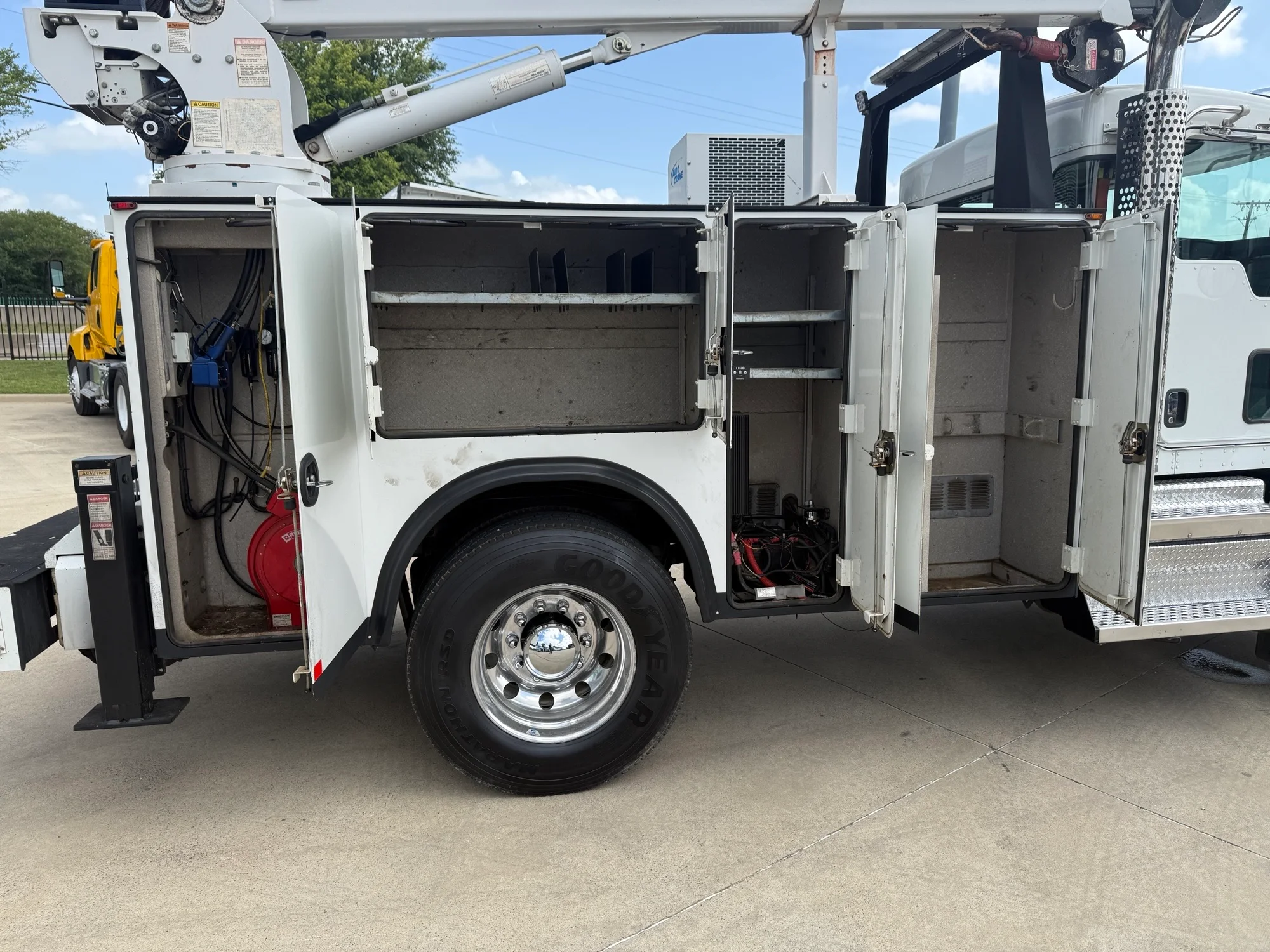 2020 Kenworth T270 in TX — photo 31