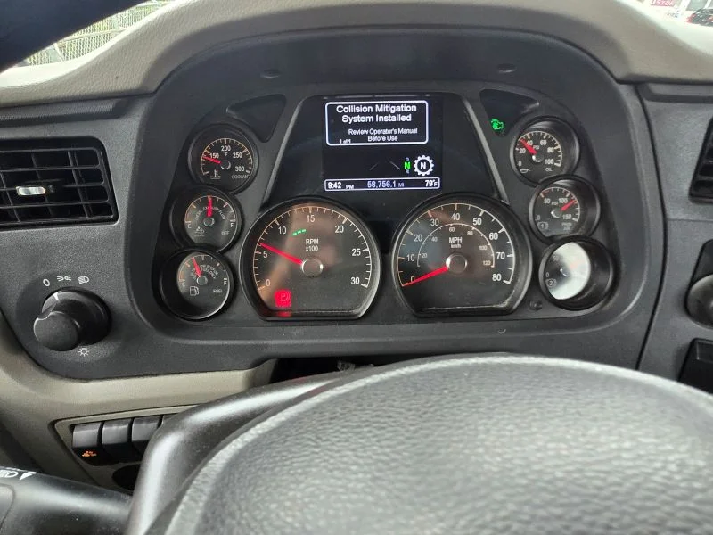 2022 Peterbilt 567 - image 13