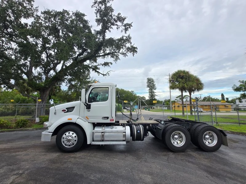 2022 Peterbilt 567 - image 10