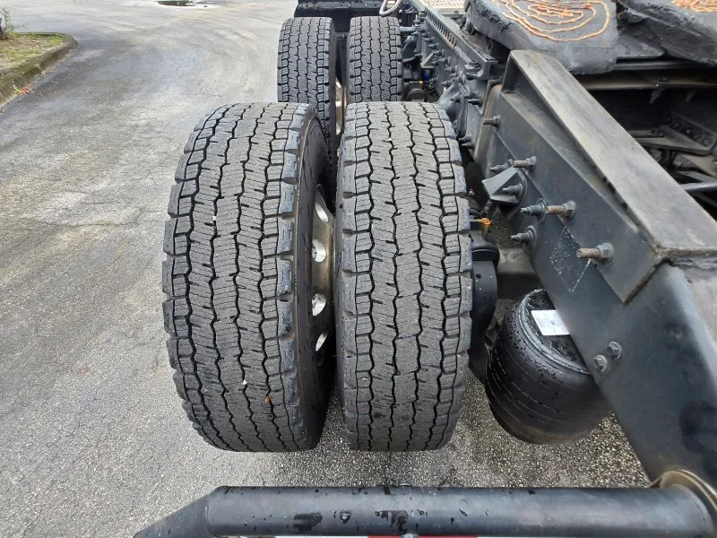 2022 Peterbilt 567 - image 7