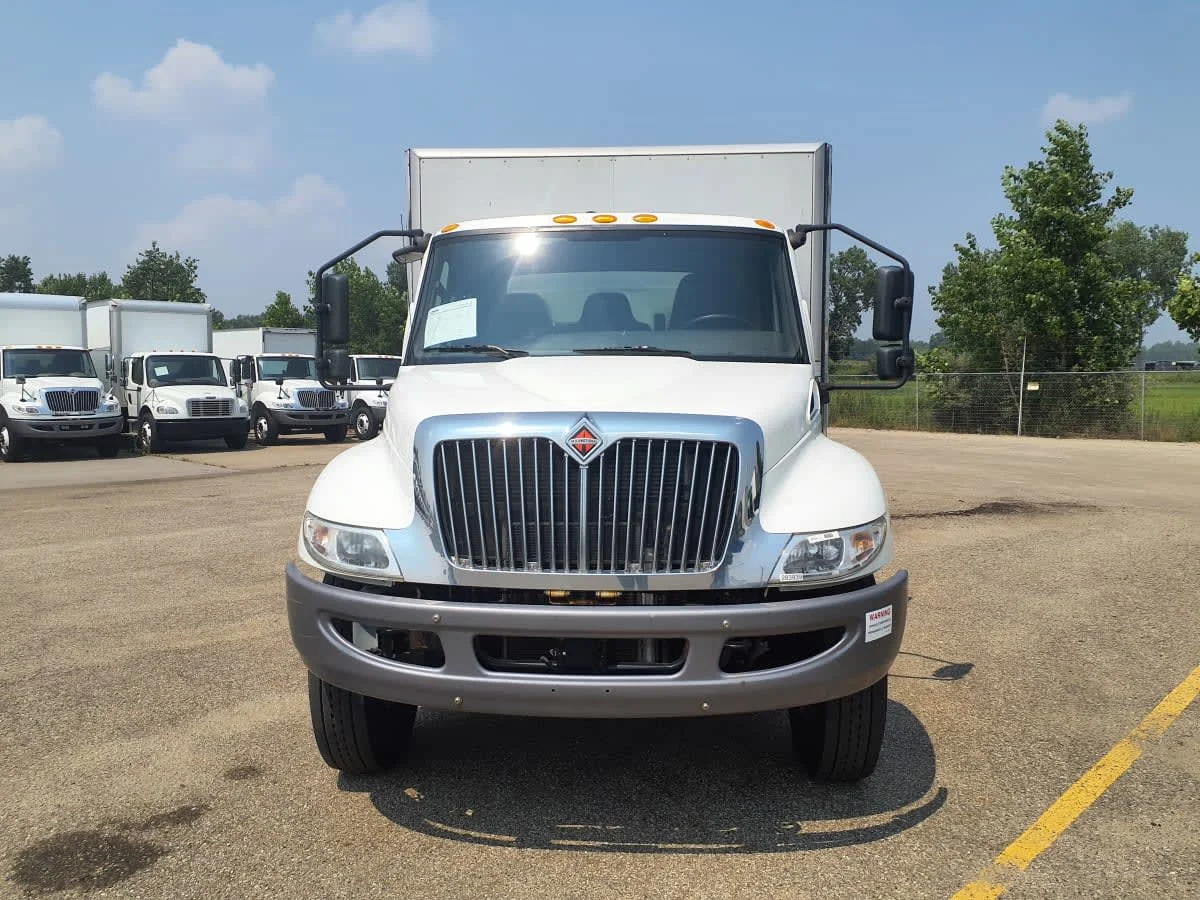 2020 International MV in Wayland, MI — photo 2