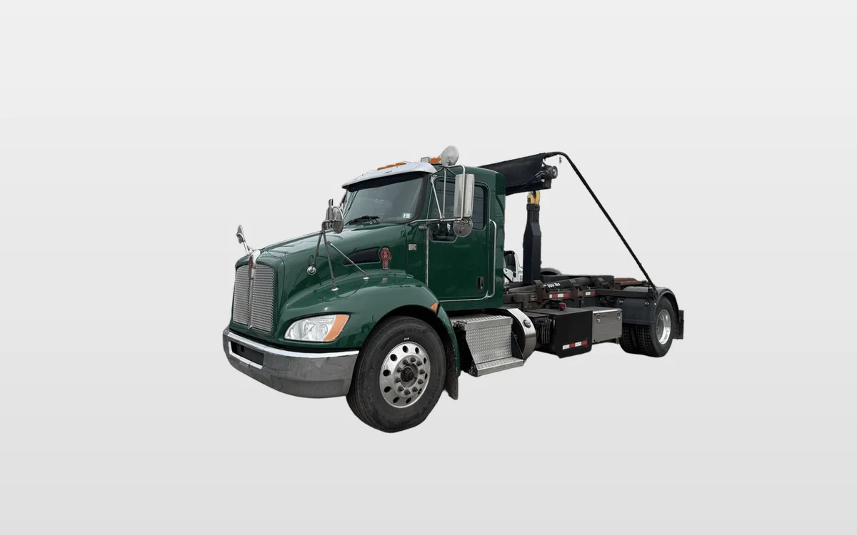 2018 Kenworth T370 - image 1