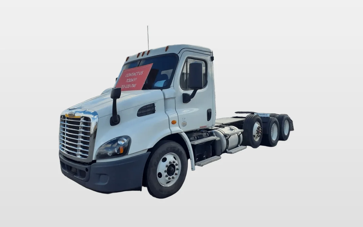 2018 Freightliner Cascadia - image 1