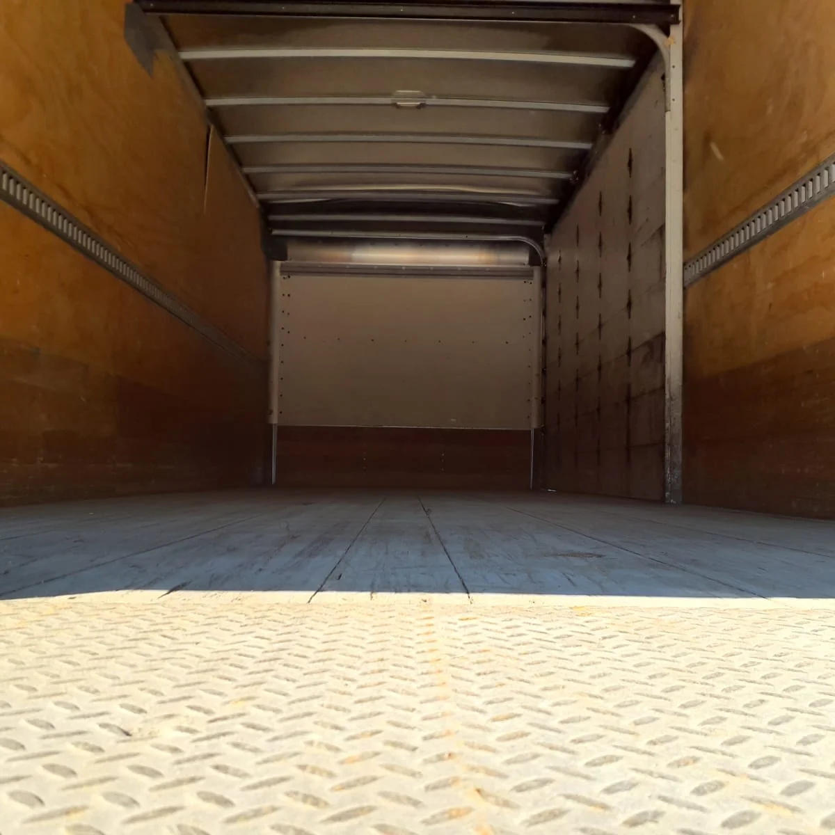 2020 International MV - image 8