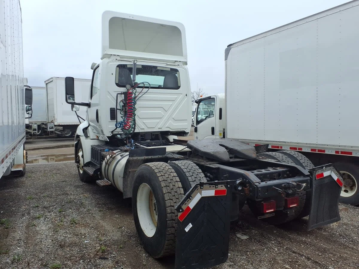 2019 International RH - image 6