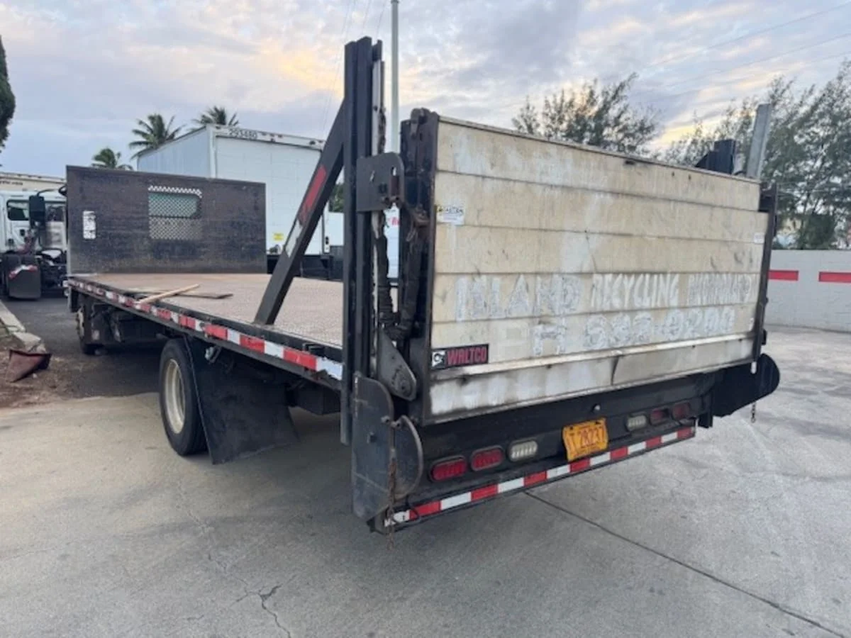 2020 Isuzu NQR in Kapolei, HI — photo 8