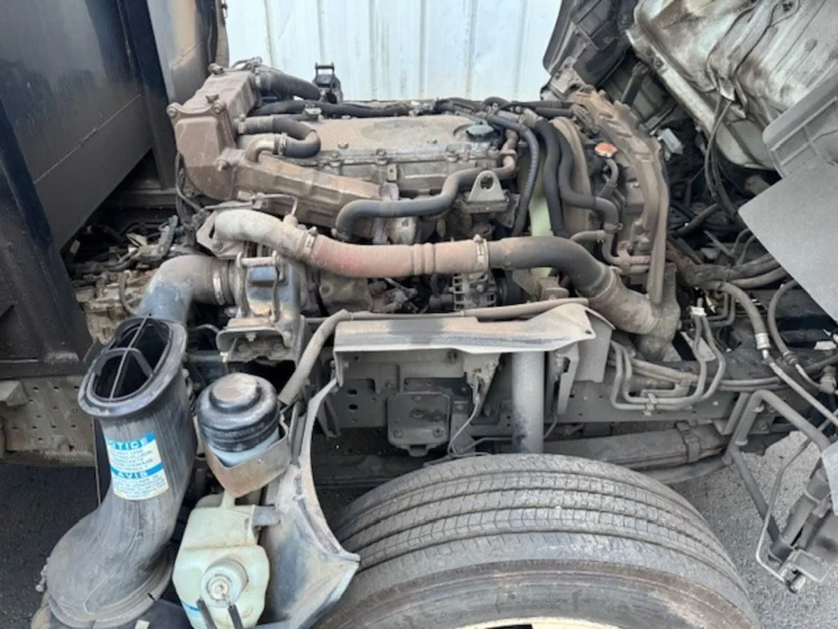 2020 Isuzu NQR in Kapolei, HI — photo 9