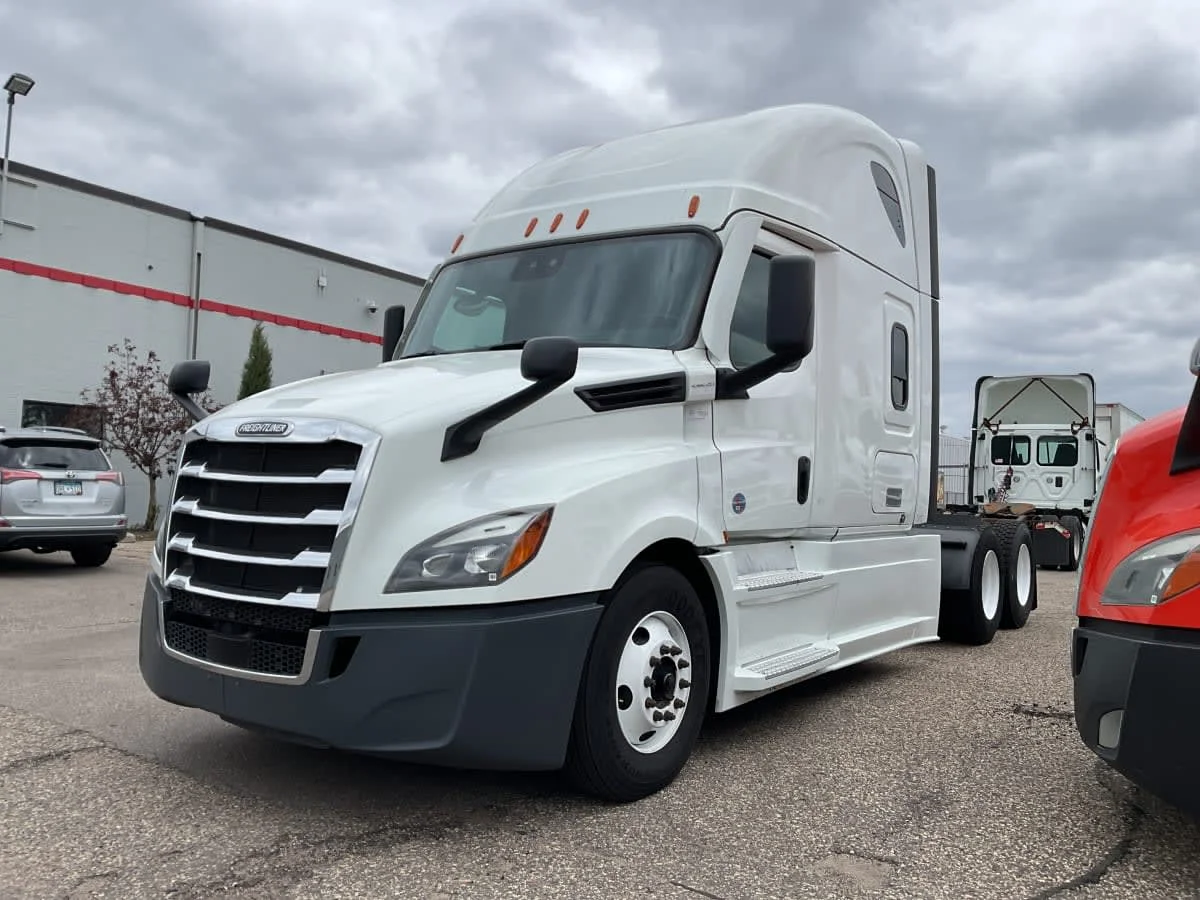 2022 Freightliner Cascadia
