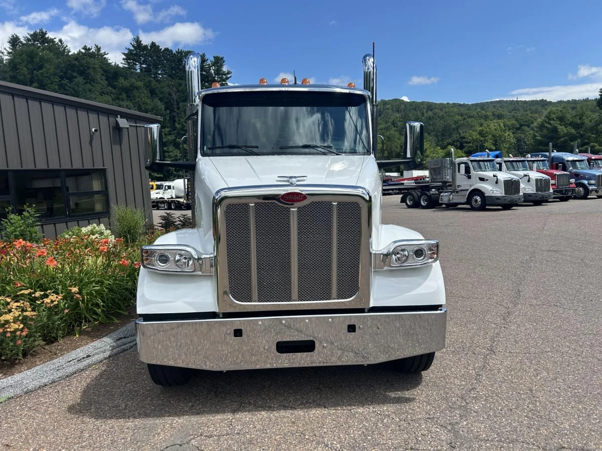 2027 in South Royalton, VT — photo 3