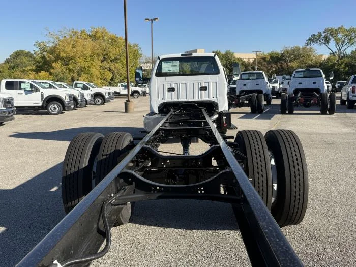 2027 Ford F-650 in Dallas, TX — photo 5