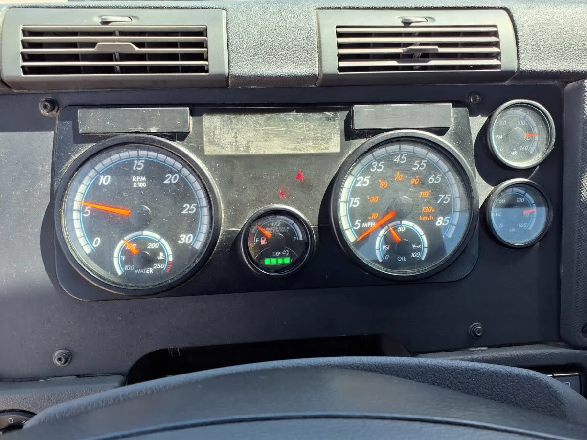 2018 Freightliner Cascadia in Fort Worth, TX — photo 10