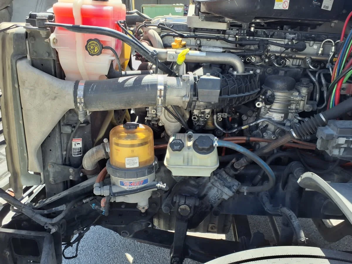 2018 Freightliner Cascadia in Fort Worth, TX — photo 8