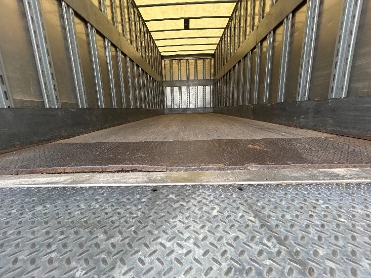 2022 Freightliner eM2 in Braintree, MA — photo 10