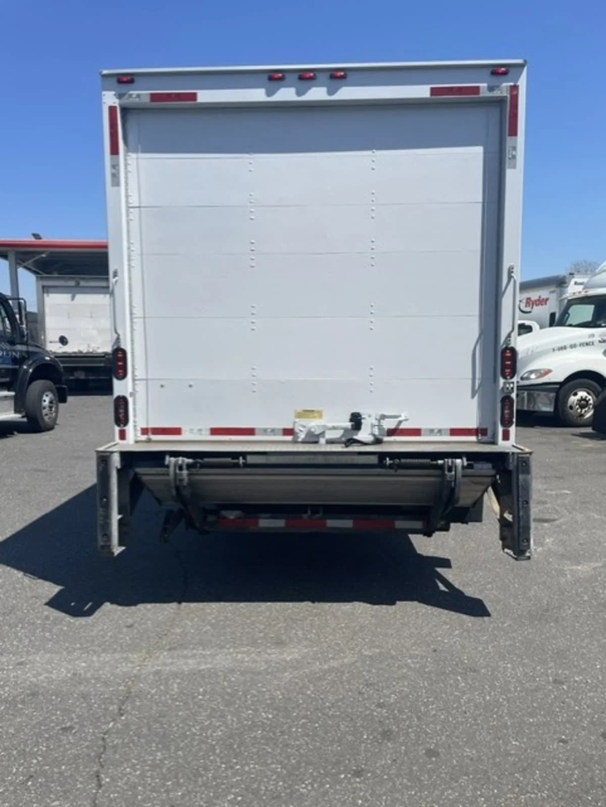 2019 Hino 195 in Farmingdale, NY — photo 5
