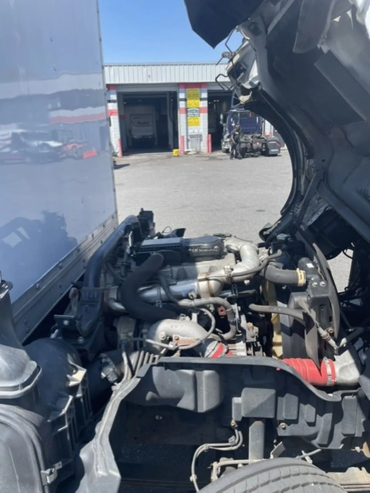 2019 Hino 195 in Farmingdale, NY — photo 12