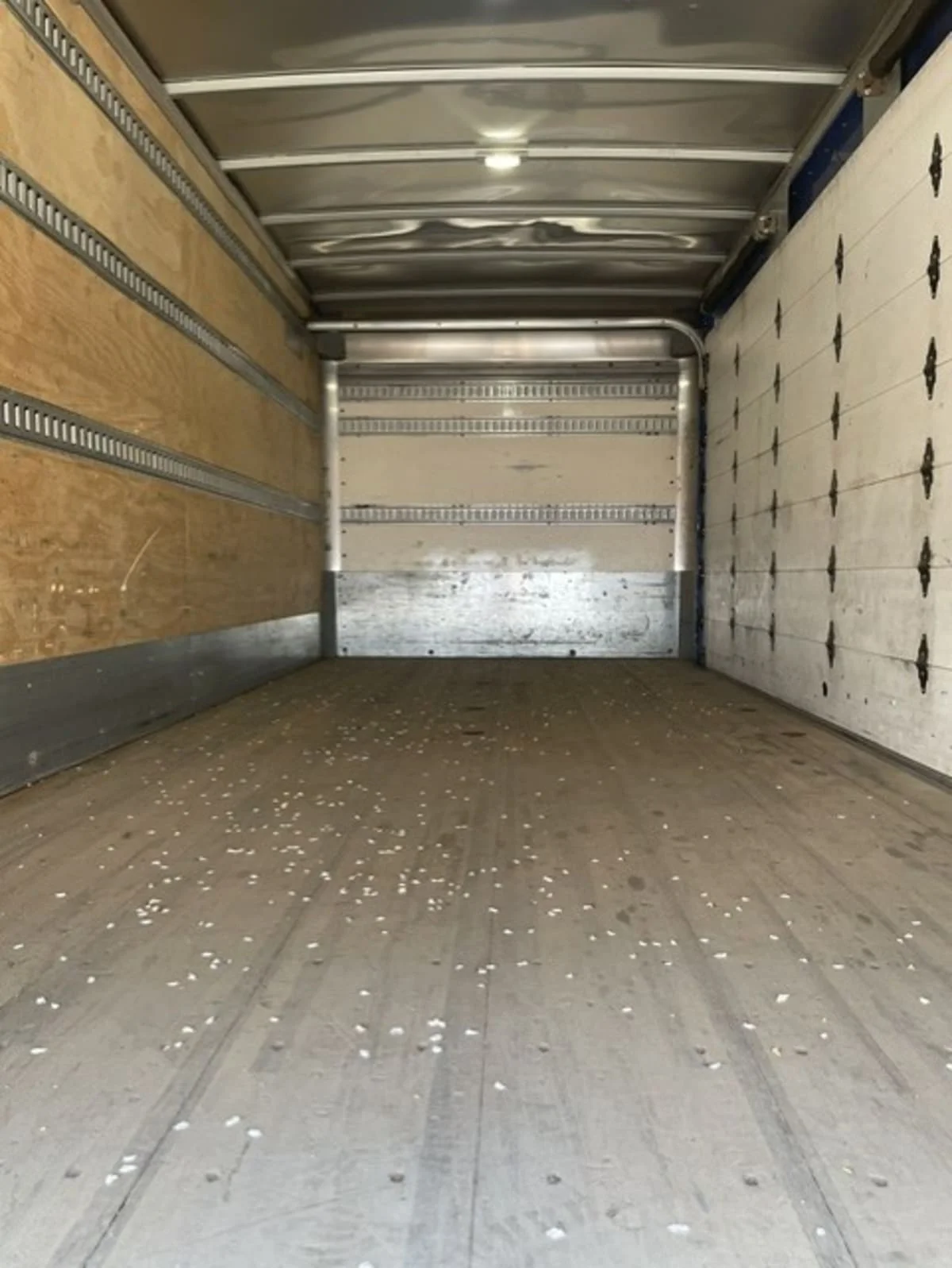2019 Hino 195 in Farmingdale, NY — photo 8