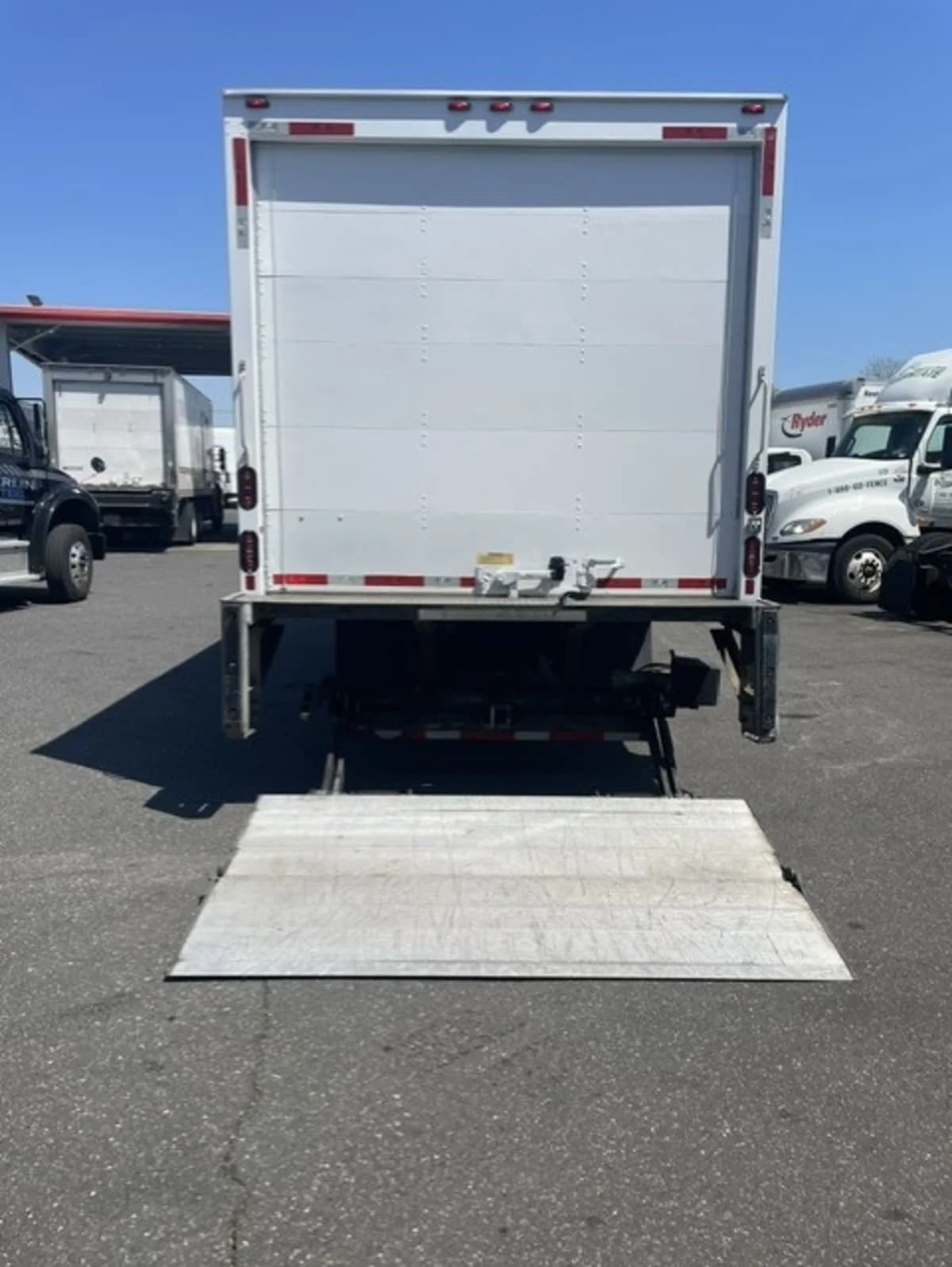 2019 Hino 195 in Farmingdale, NY — photo 11
