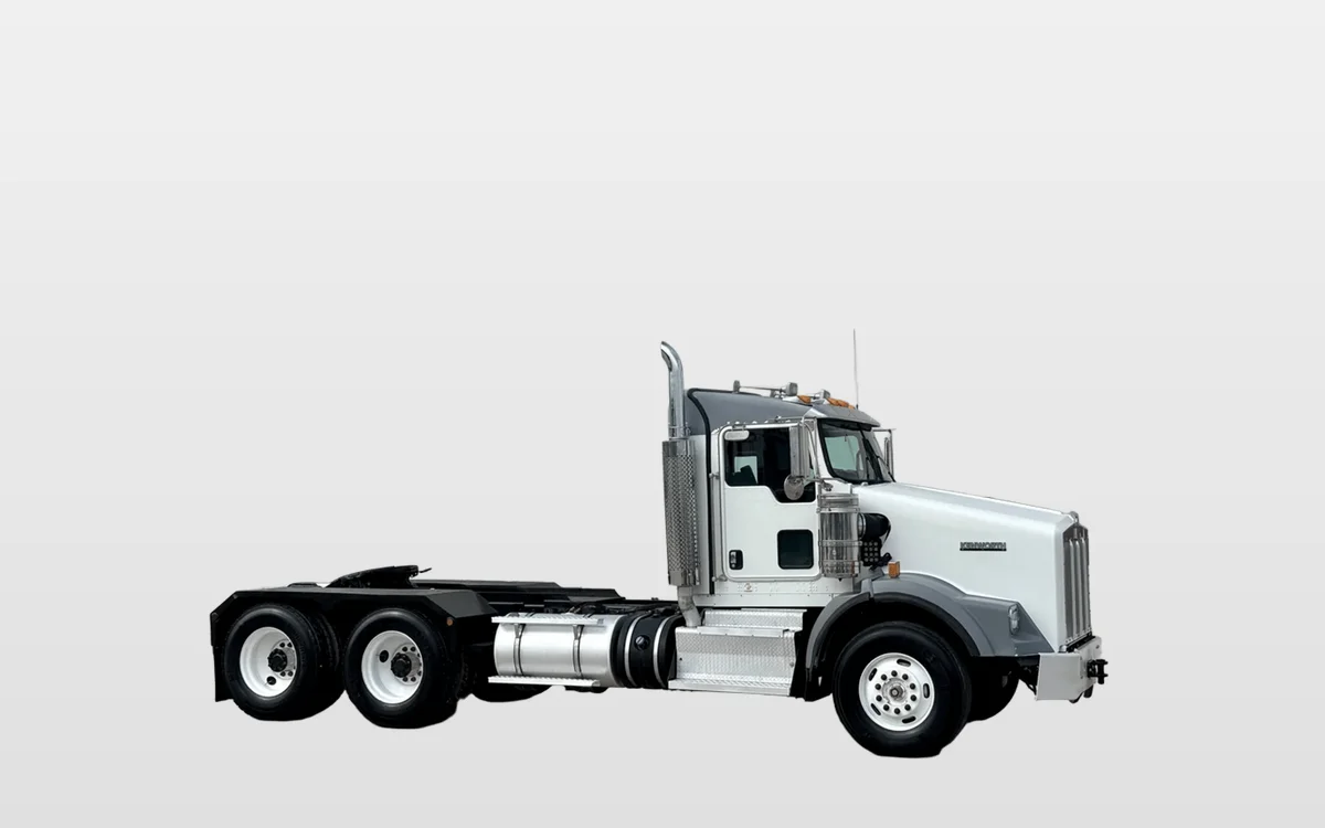 2013 Kenworth T800 - image 1