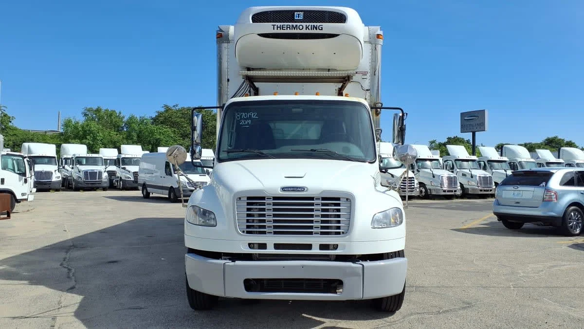 2019 Freightliner M2 106 in Warwick, RI — photo 2