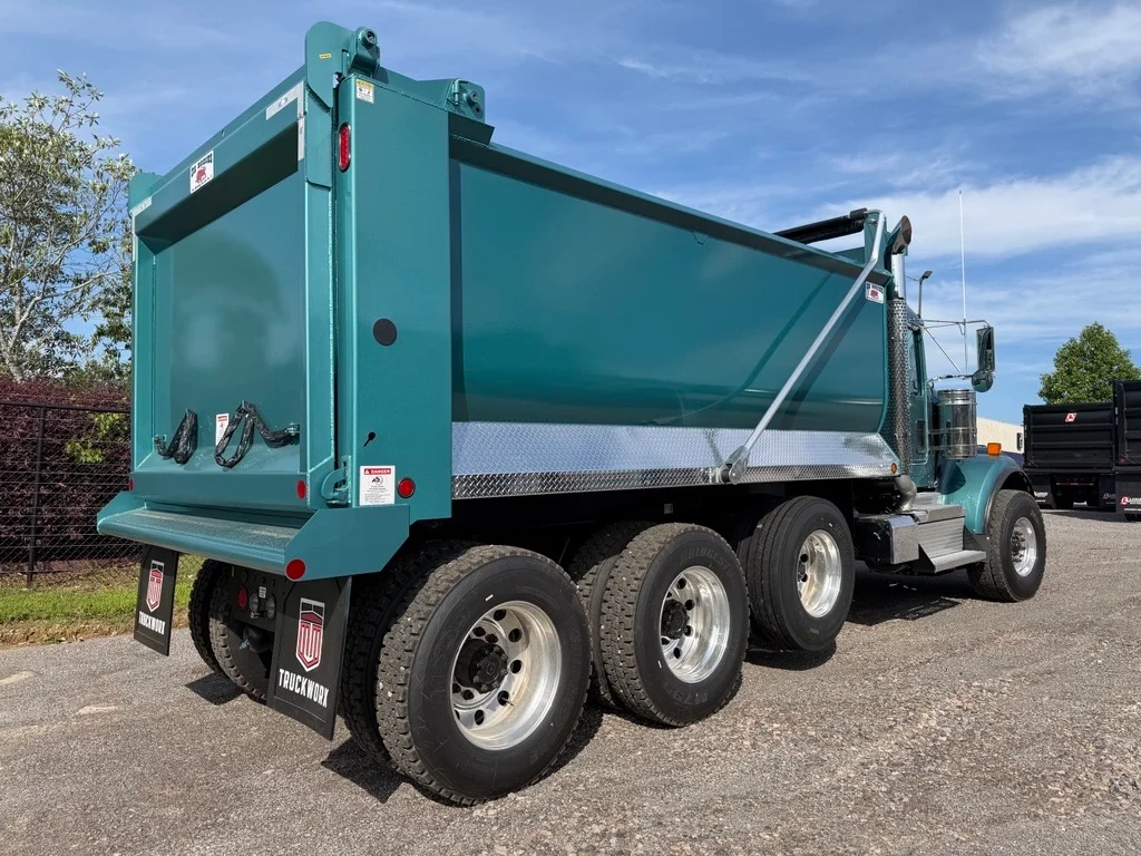2027 Kenworth W900 in Huntsville, AL — photo 4
