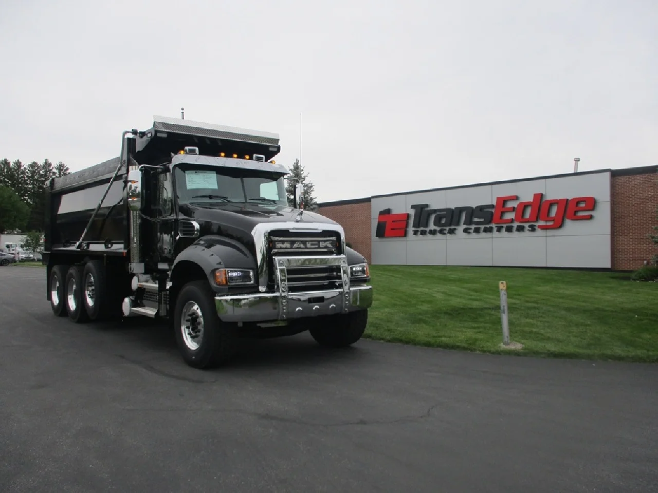 2027 Mack Granite