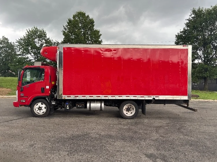 2018 Isuzu NQR in Nashville (Mount Juliet), TN — photo 4