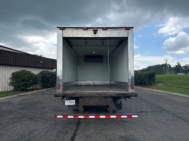 2018 Isuzu NQR in Nashville (Mount Juliet), TN — photo 8