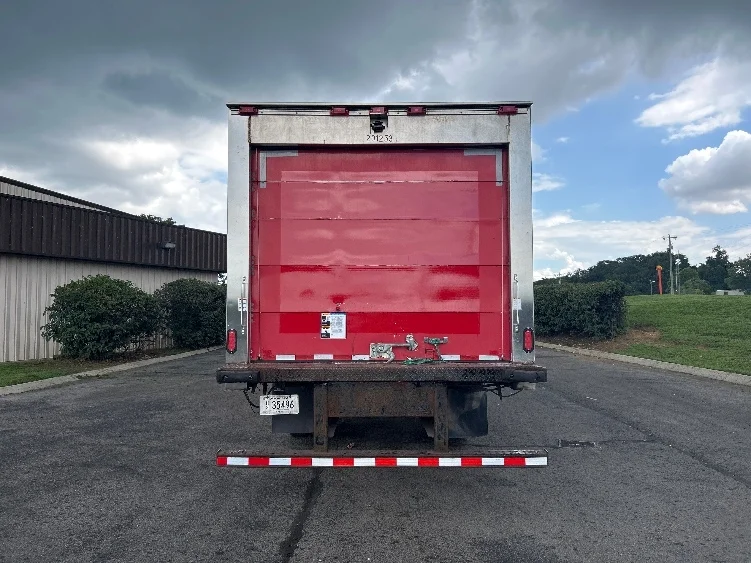 2018 Isuzu NQR in Nashville (Mount Juliet), TN — photo 7
