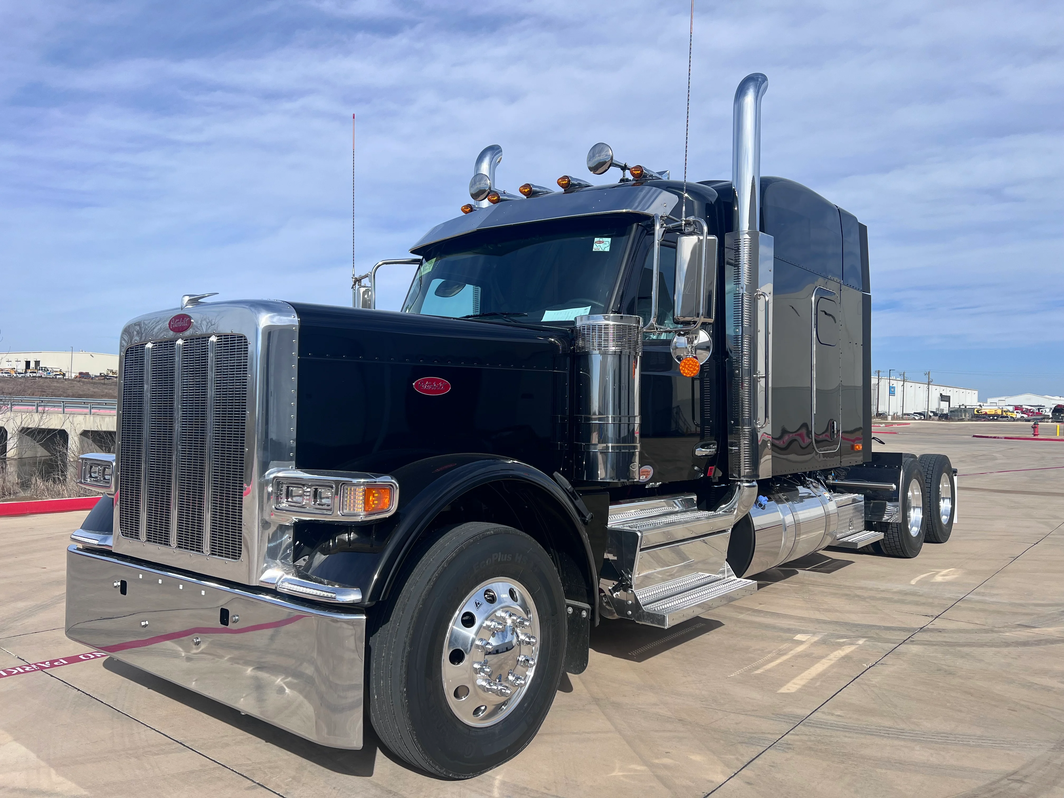 2027 Peterbilt 589 in Albany, GA