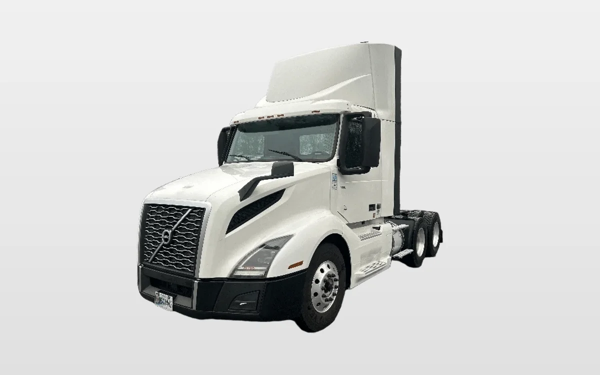 2019 Volvo - image 1