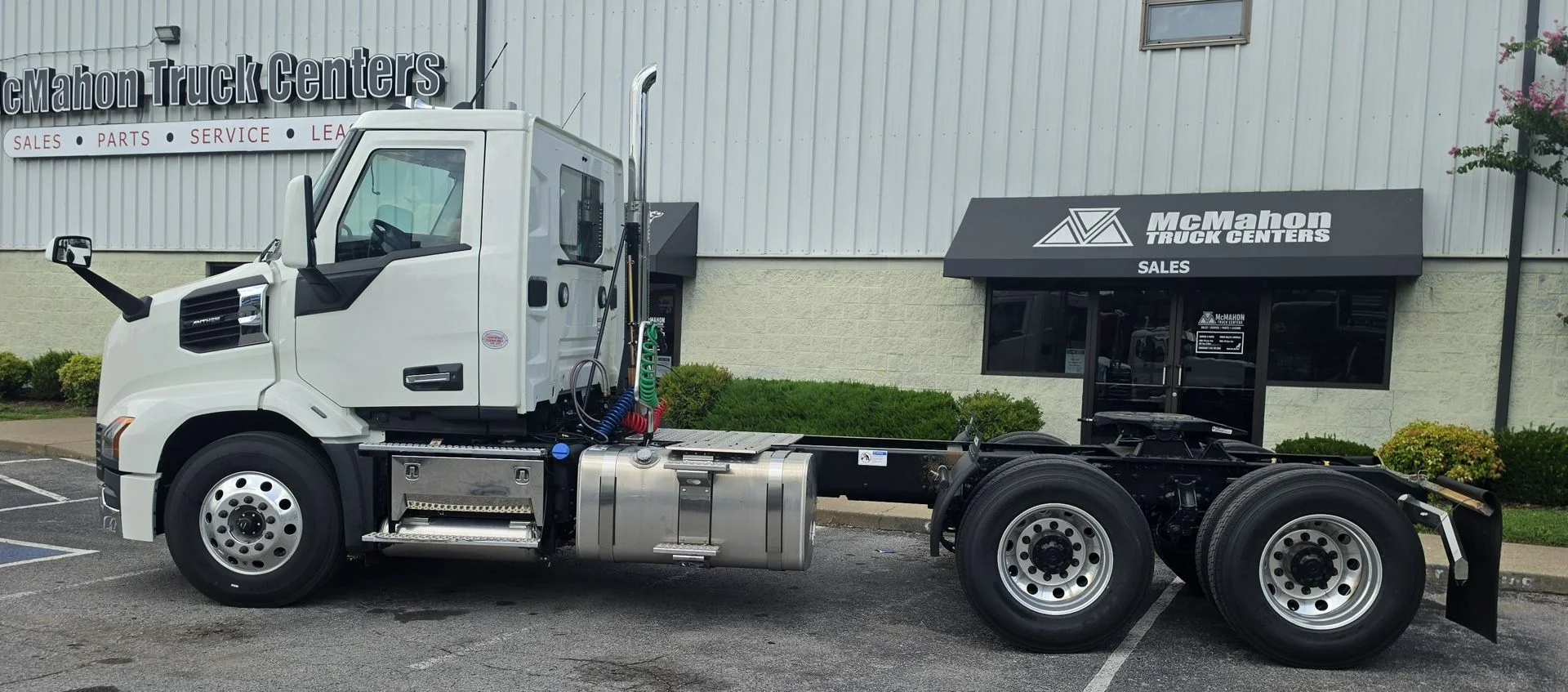 2027 Mack Anthem in La Vergne, TN — photo 5