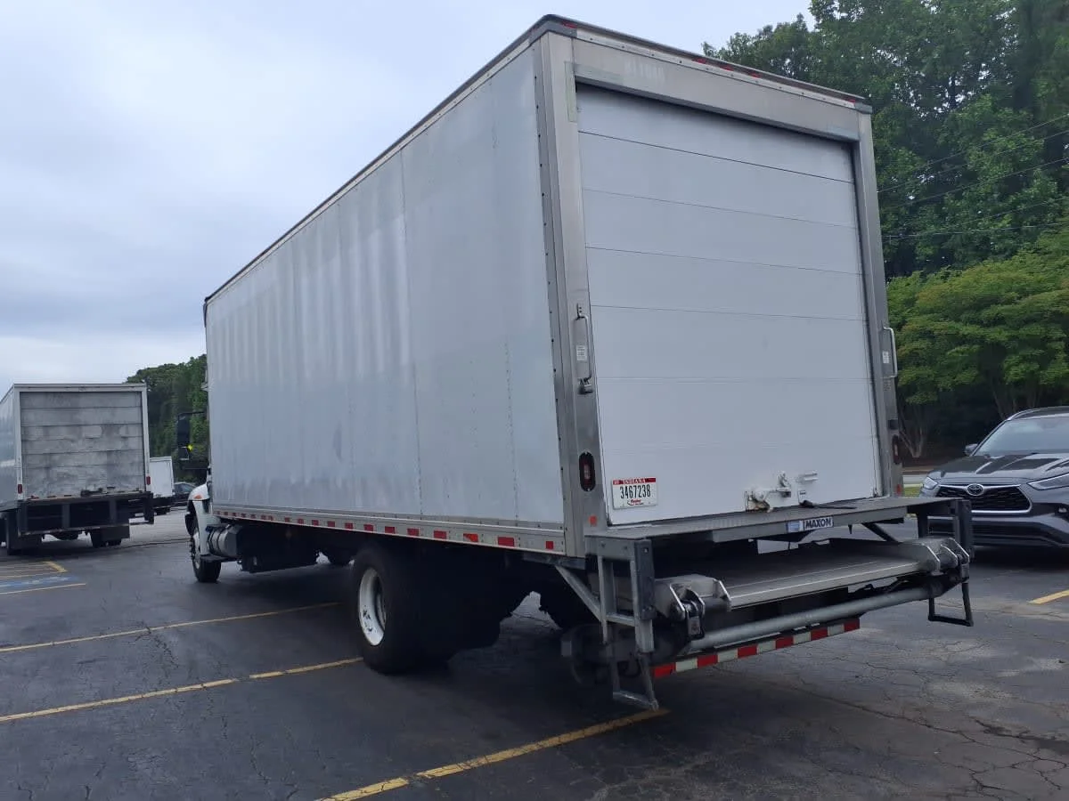 2019 International 4300 in Doraville, GA — photo 6