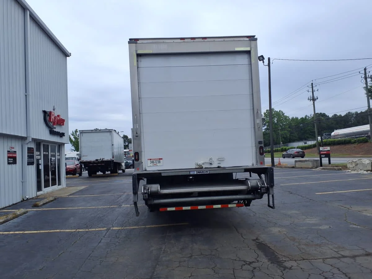 2019 International 4300 in Doraville, GA — photo 5
