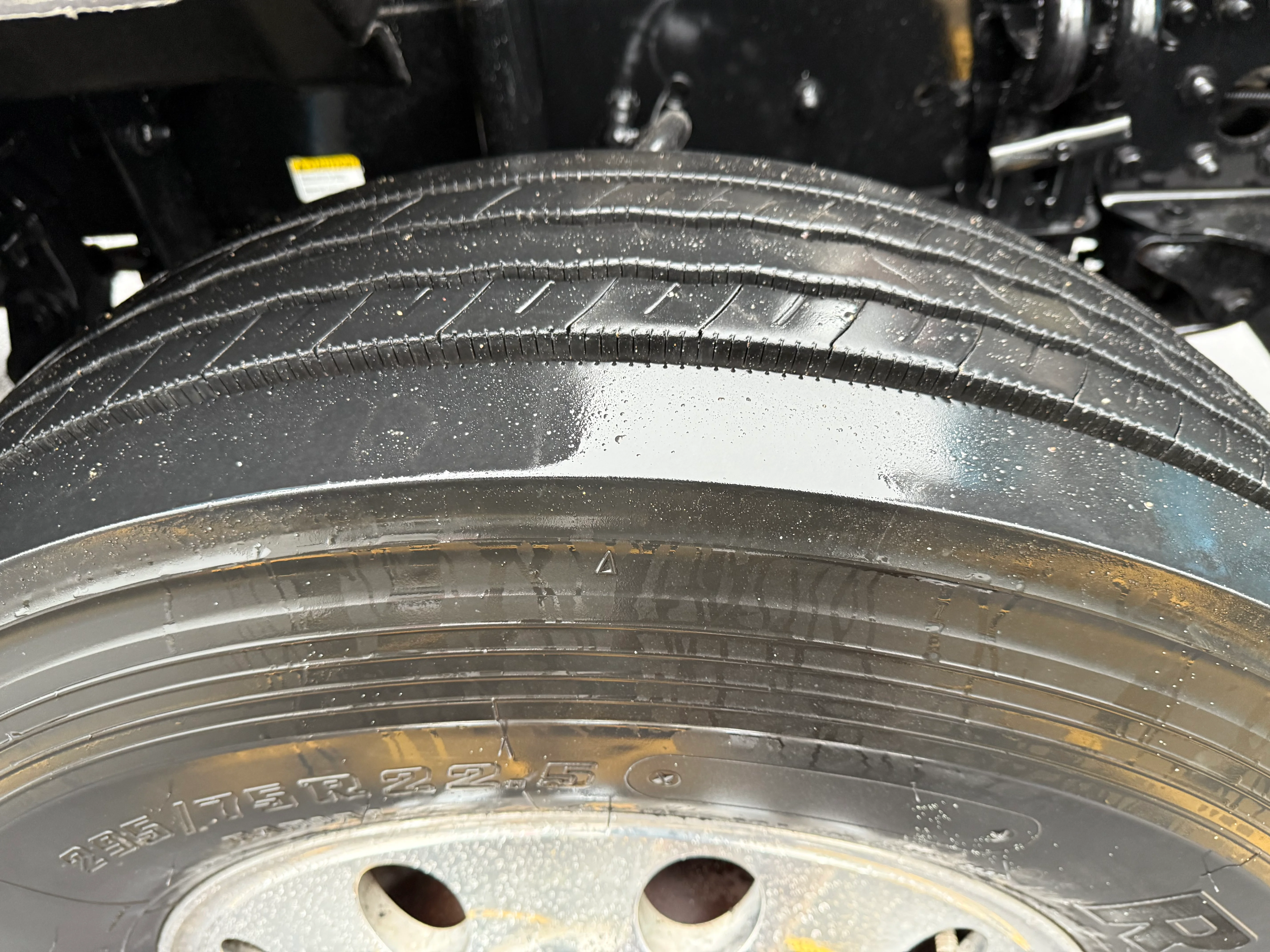 2019 Freightliner Cascadia - image 11