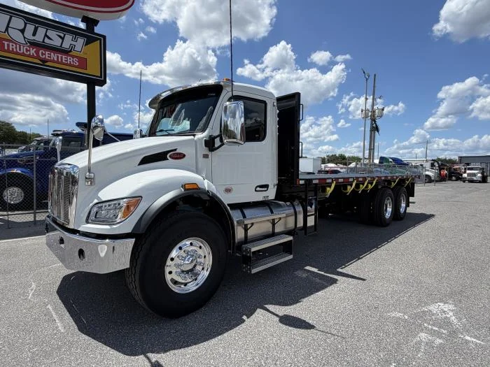 2027 Peterbilt 548 — photo 2