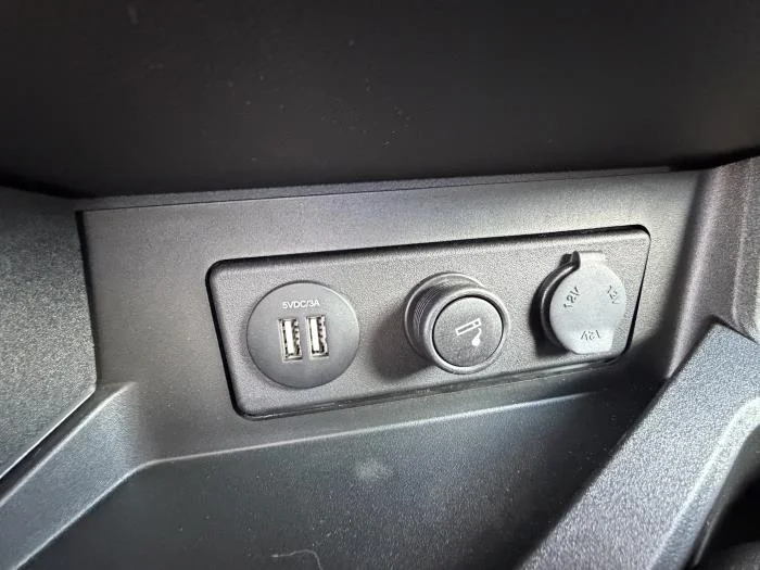 2027 Peterbilt 548 — photo 15