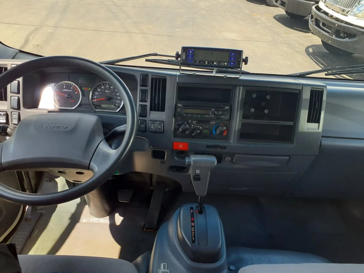 2019 Isuzu NRR in Wayland, MI — photo 8
