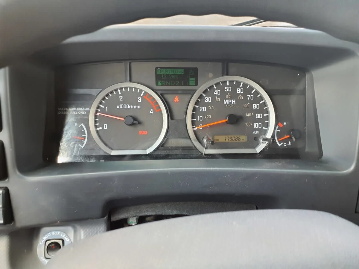 2019 Isuzu NRR in Wayland, MI — photo 11