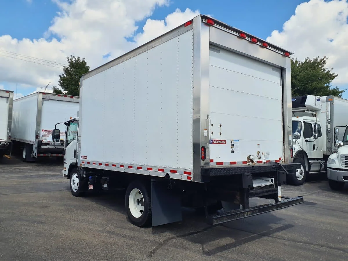 2019 Isuzu NRR in Wayland, MI — photo 6