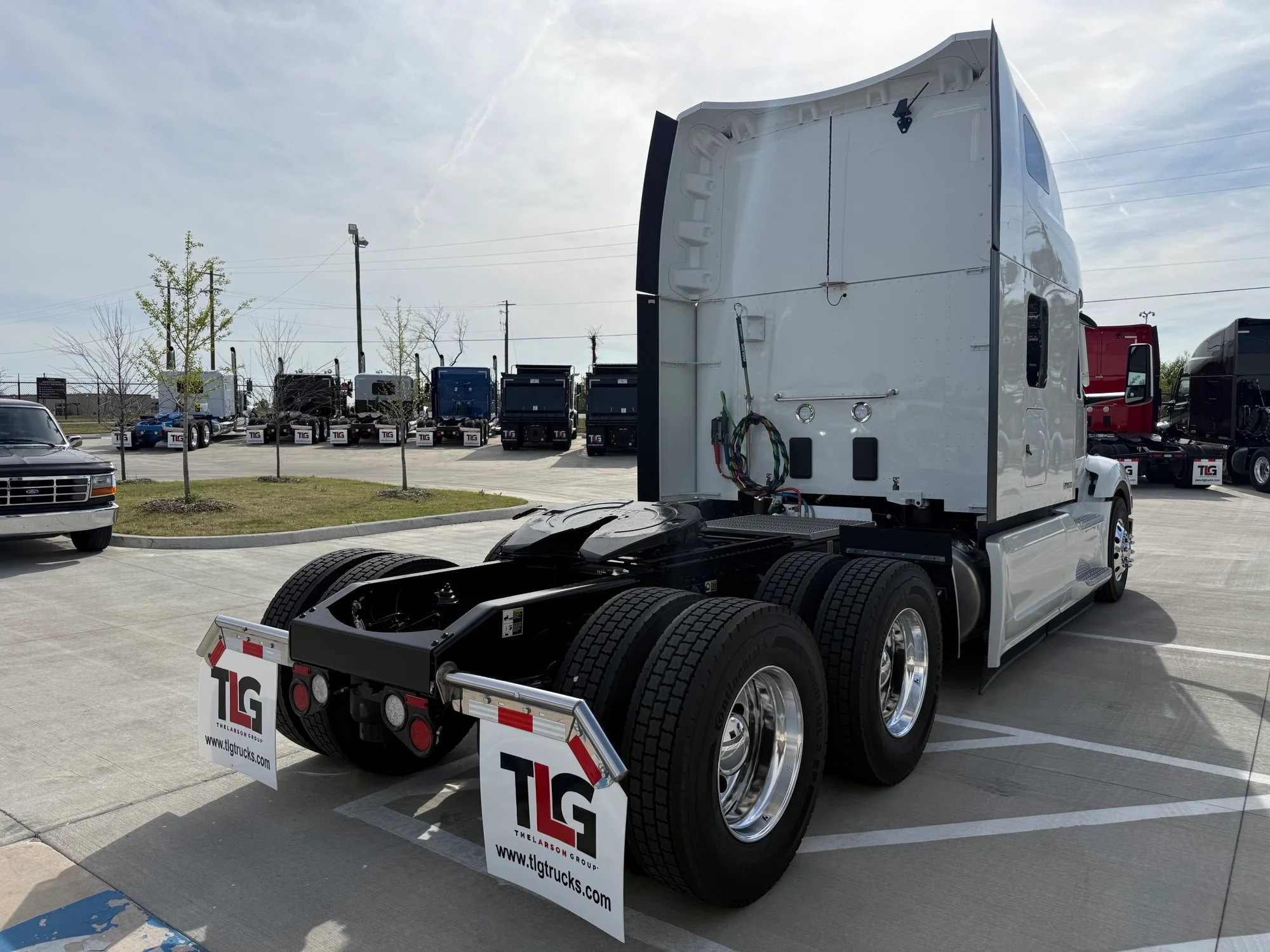 2027 Peterbilt 579 in Lowell, AR — photo 5