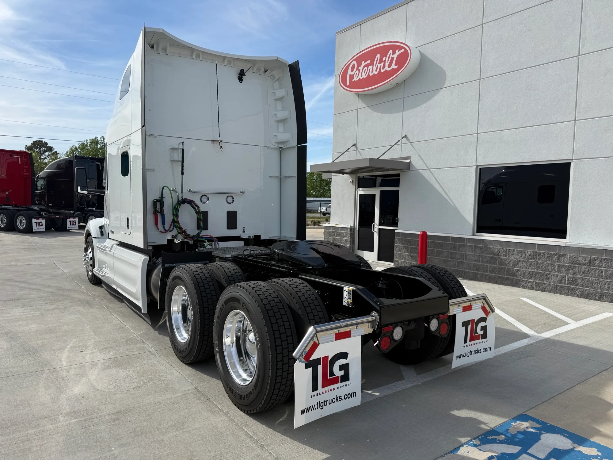 2027 Peterbilt 579 in Lowell, AR — photo 3