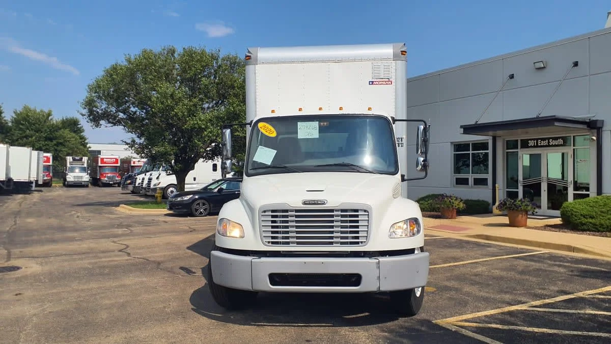 2020 Freightliner M2 106 in Bolingbrook, IL — photo 2