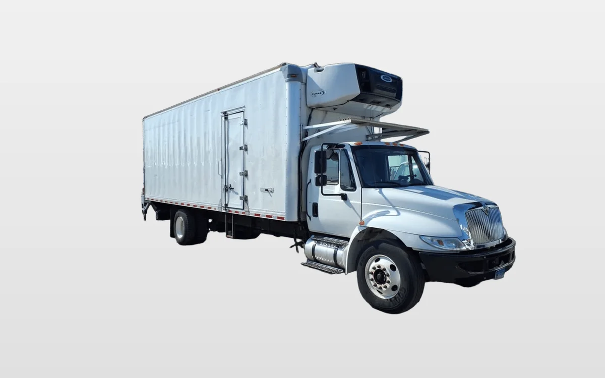 2018 International 4300 - image 1