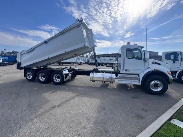 2026 Peterbilt 548 in Fontana, CA — photo 10